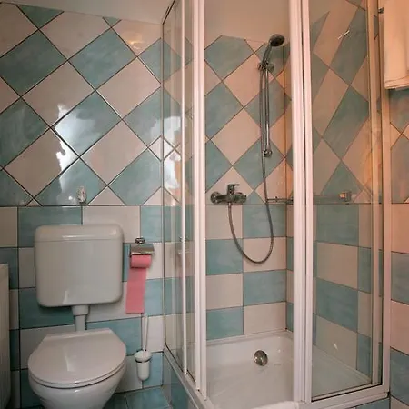 Guest house Kora Panzio 4*